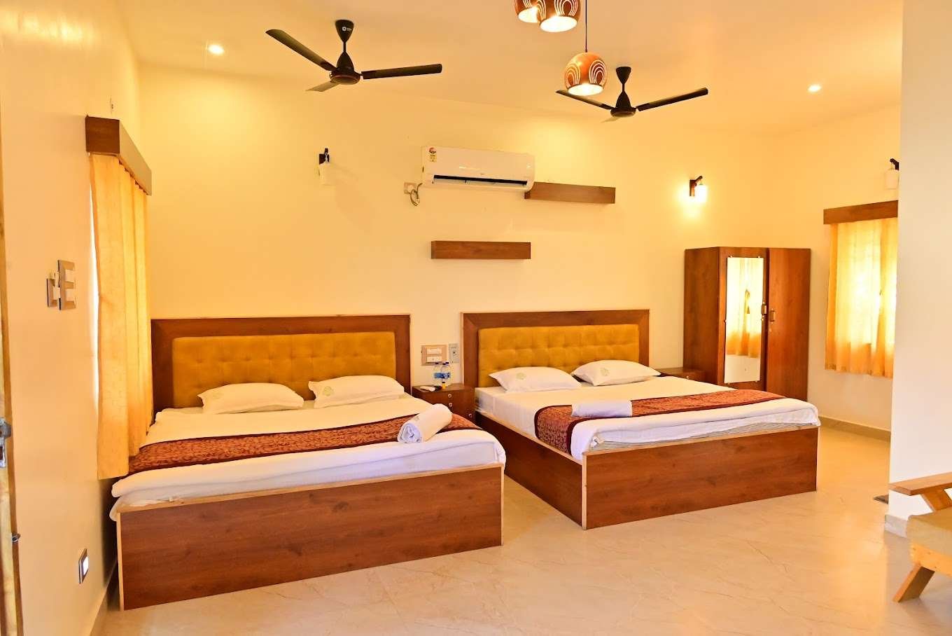 Couple-friendly-hotels-in-vellore-as-garden-villa