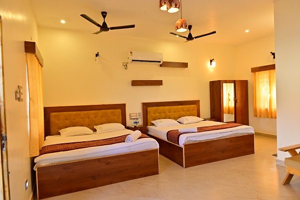 resorts-in-vellore-with-swimming-pool-as-garden-villa