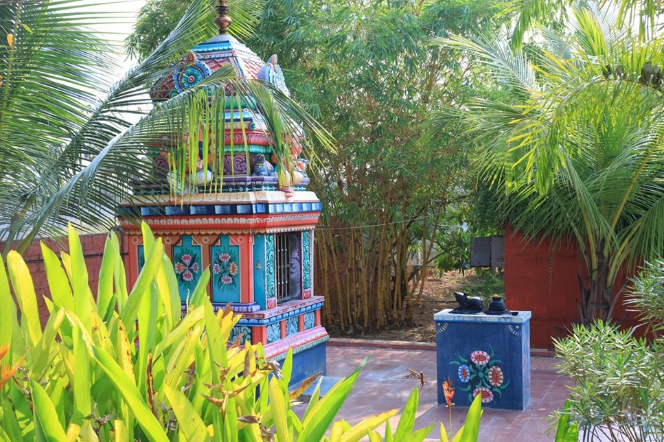 resorts-in-vellore-as-garden-villa